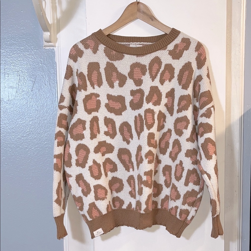 Simply Southern Long Sleeve Brown,Pink Cream Womens Leopard Print Sweater Size M - Picture 6 of 6